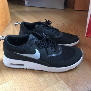 Nike womens sneakers